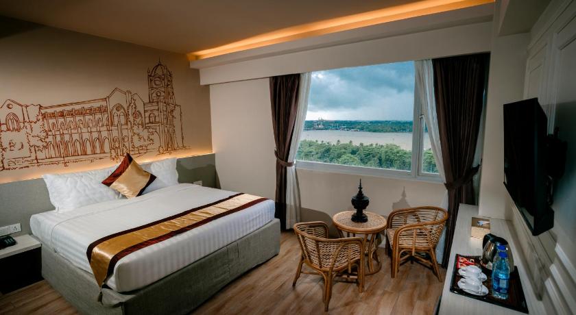 The Rangoon Hotel - image 15