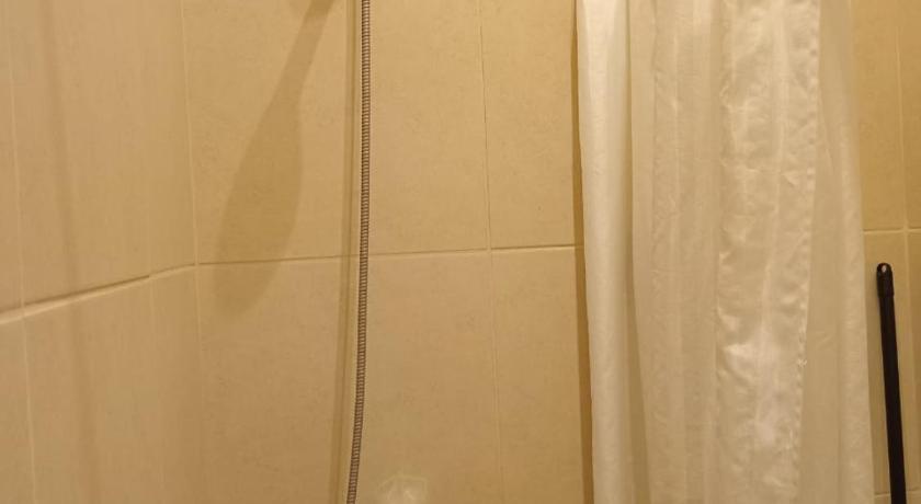 Image of Standard Double Room 4