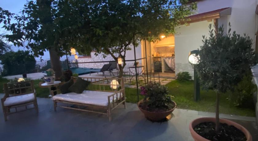 pool & garden Di Massa photo