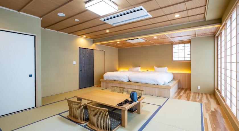 京都 Ryokan Ginkaku Kyoto 2つ星 ホテル プール