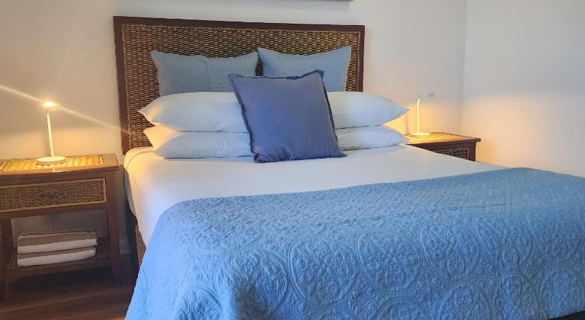 Elysium Apartments photo