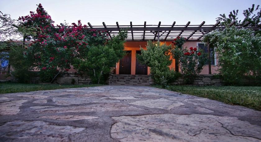 Troia Pension photo