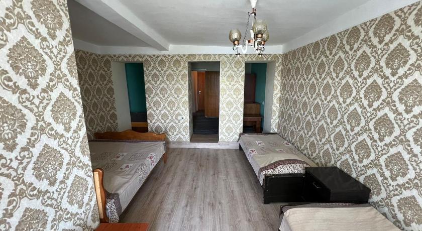 Image of Quadruple Room with Lake View 0