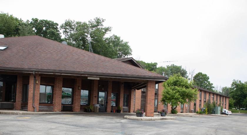 罗米拉 (WI) Lomira Inn and Suites 2星级 酒店 大堂