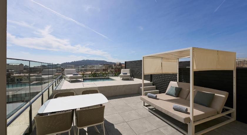 Catalonia Ramblas Hotel photo