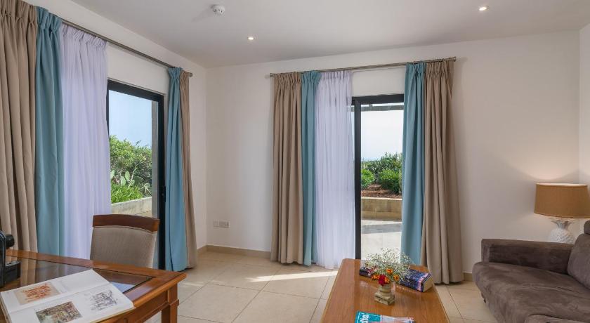 Image of Suite 8