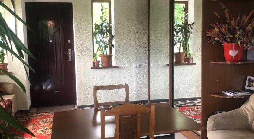 Image of Twin Room with Shared Bathroom 0