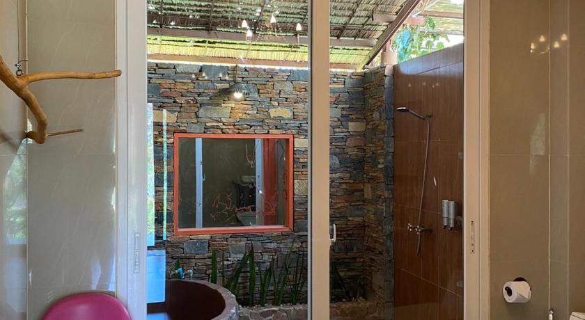 รูปของห้องสำหรับครอบครัวพร้อมวิวสวน (Family Room with Garden View) 13