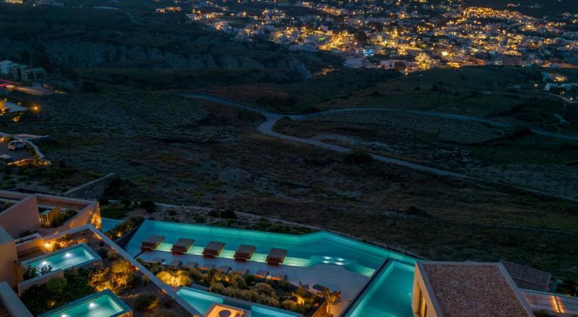 North Santorini - A Luxury Spa Hotel — Hotel in Santorini