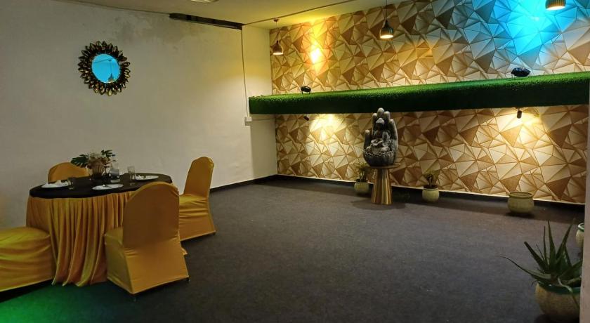 Live Inn Hotels Sector 45 - image 20