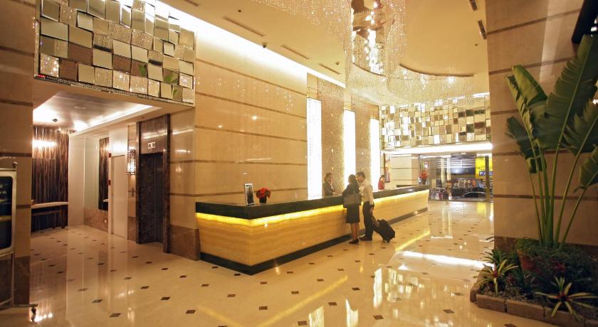 Lobby, St Giles Makati – A St Giles Hotel, Manila in Manila