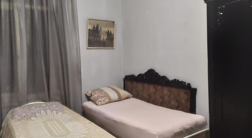 Suzi Hostel photo