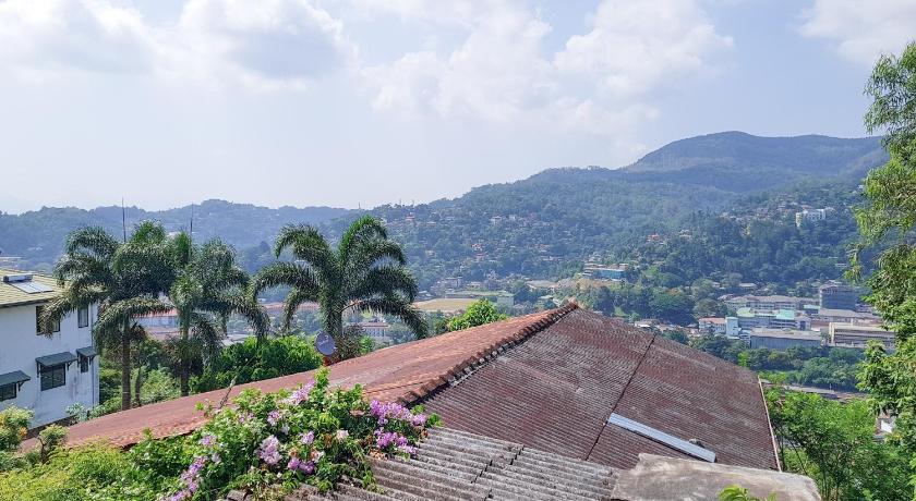 The Views Kandy B&B photo