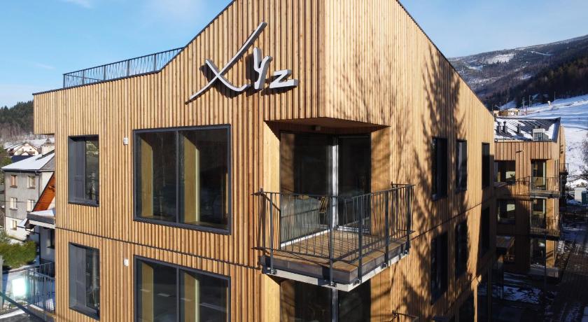 チャチク XYZ eXtreme You Zen 4つ星 ホテル プール