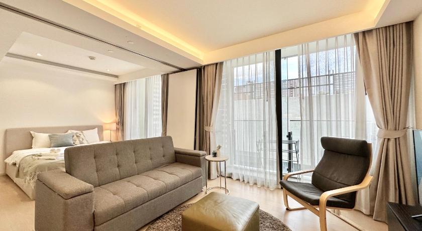 バンコク Pool&BTS Nana&MRT Sukhumvit&Max4ppl#10F69 4つ星 ゲストハウス 客室