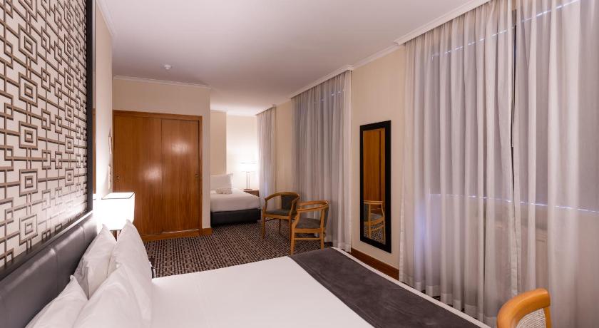 Image of Triple Room 4