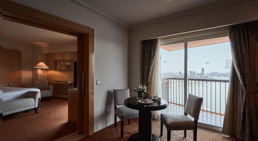 Image of JUNIOR SUITE, 1 King Size Bed, Partial Nile View 5