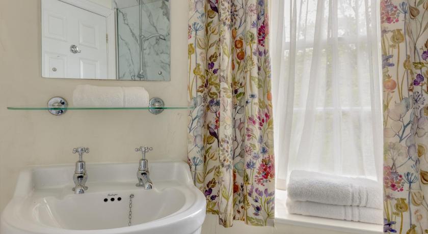 Image of Standard Double Room 10