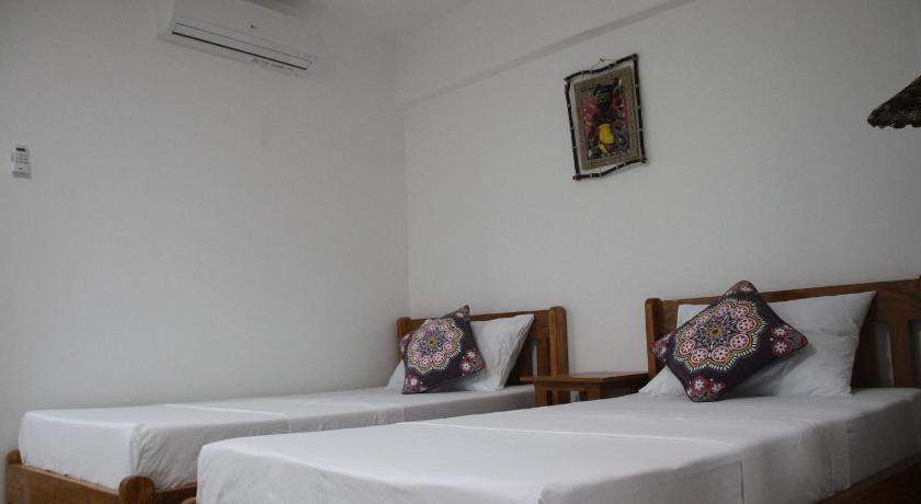 Image of Standard Suite 15