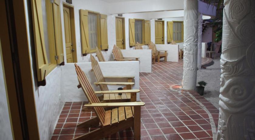 Image of Standard Suite 3