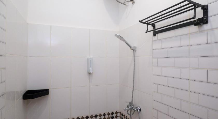 Image of Deluxe Twin Room 8