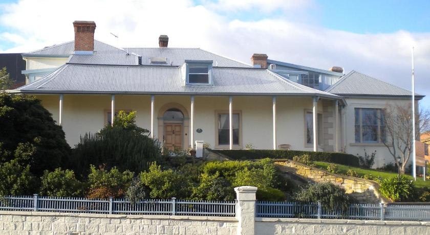 The Lodge on Elizabeth photo
