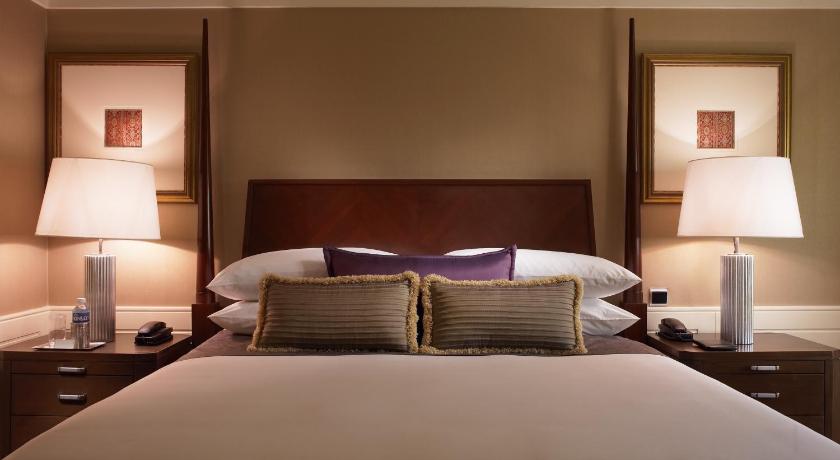 Image of Deluxe Suite 10