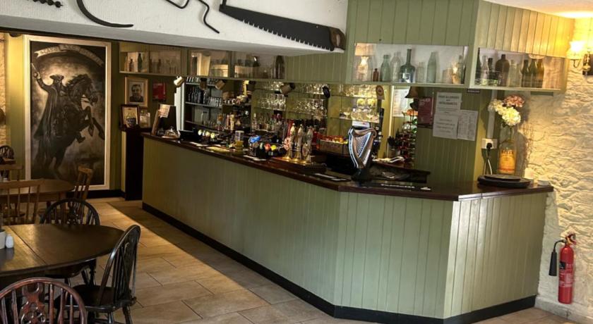 The Highwayman Hotel photo