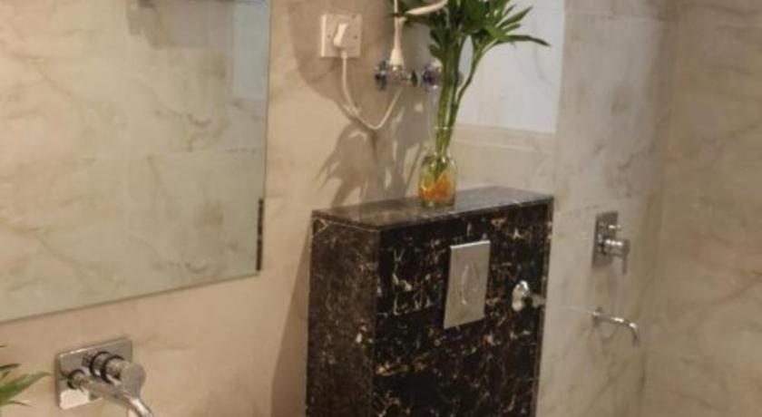 OYO 66574 Mandakini Villa photo