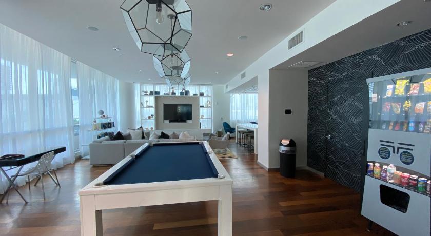Monte Carlo Miami Beach photo