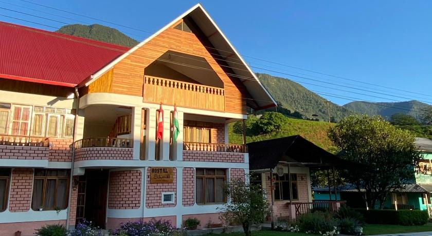 Schmidt Hostal