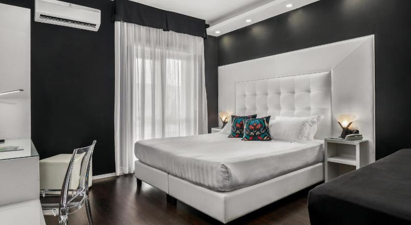 Reggia Suite Spa Hotel — Hotel in Casapulla