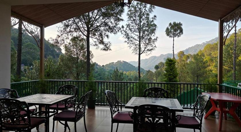 Pineland Chalets And Resort - image 4