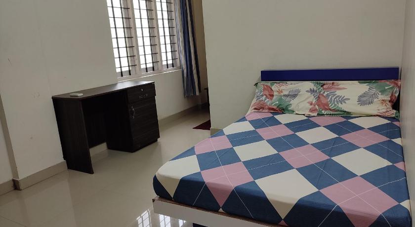 Amritakripa Appartments photo