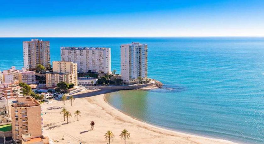 Apartamento a pie de playa II