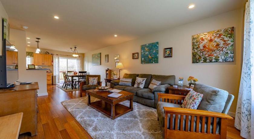 오리크 Elk Meadow Cabins 15A Lady Bird Suite 2성급 숙소 스위트룸