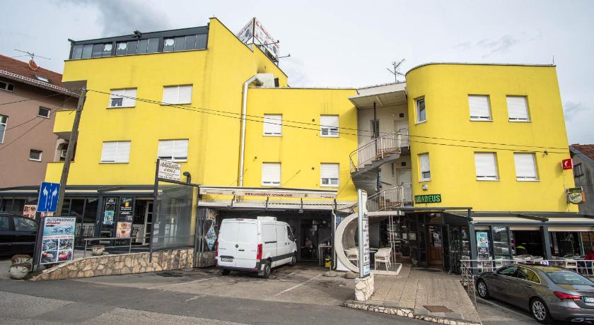 Sobe Amadeus — Hotel in Sesvete