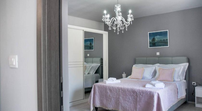 Apartment Bruna-Balcony & Free Parking near Split