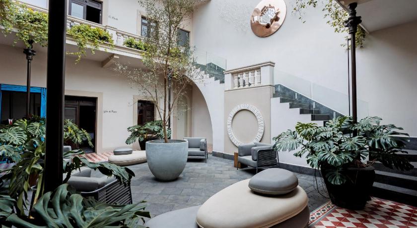 Casona 142 Orizaba, Part of Curamoria Collection