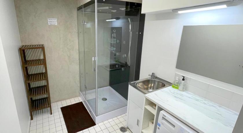 The Granny Flat photo