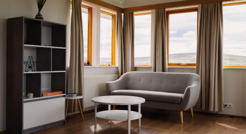 Image of Four-Bedroom Vacation Home 5