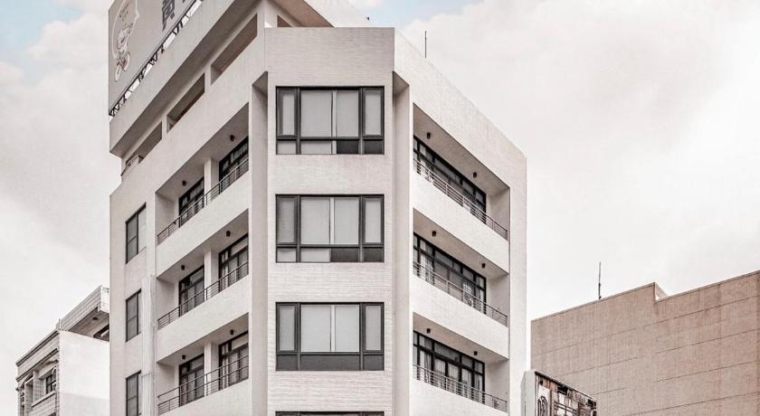 Oinn Hotel &amp; Hostel Chiayi — Hotel in Chiayi