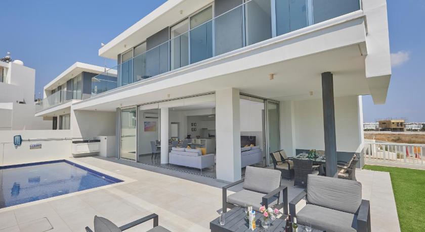 Olivine Pearl Villas photo