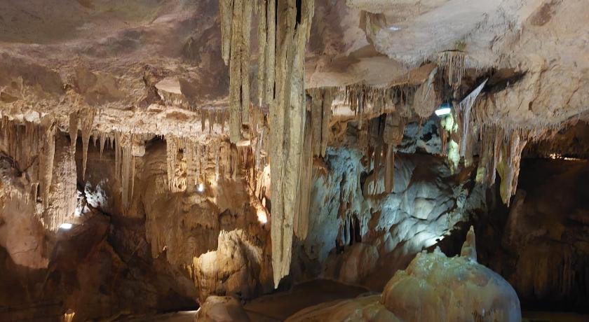 コルベラ・デ・ブレベ Ca la Raquel haus 4つ星 シングルルーム 施設