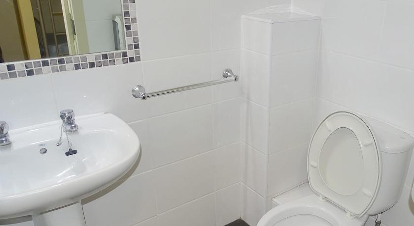 Image of 1 Person in 4-Bed Dormitory - Female Only 9