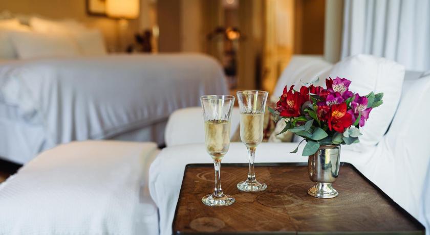 Image of Royal Suite 13