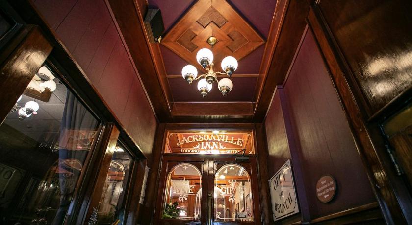 잭슨빌 (OR) Historic Jacksonville Inn 숙소 전망