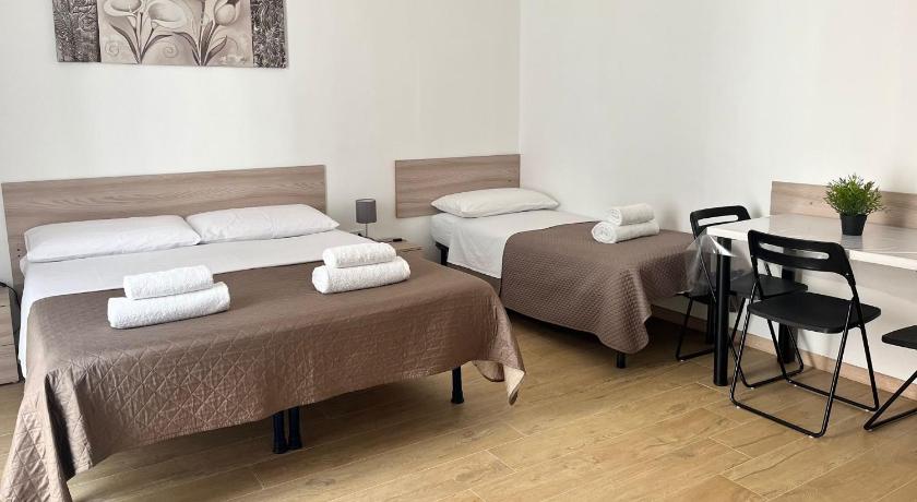 Image of Two bedrooms with Balcony 7
