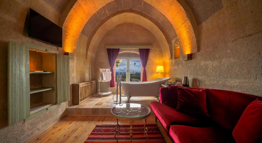Takaev Cave Hotel - main image