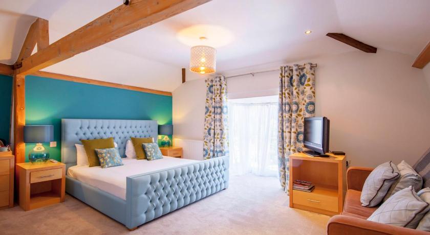 The Highworth Hotel photo